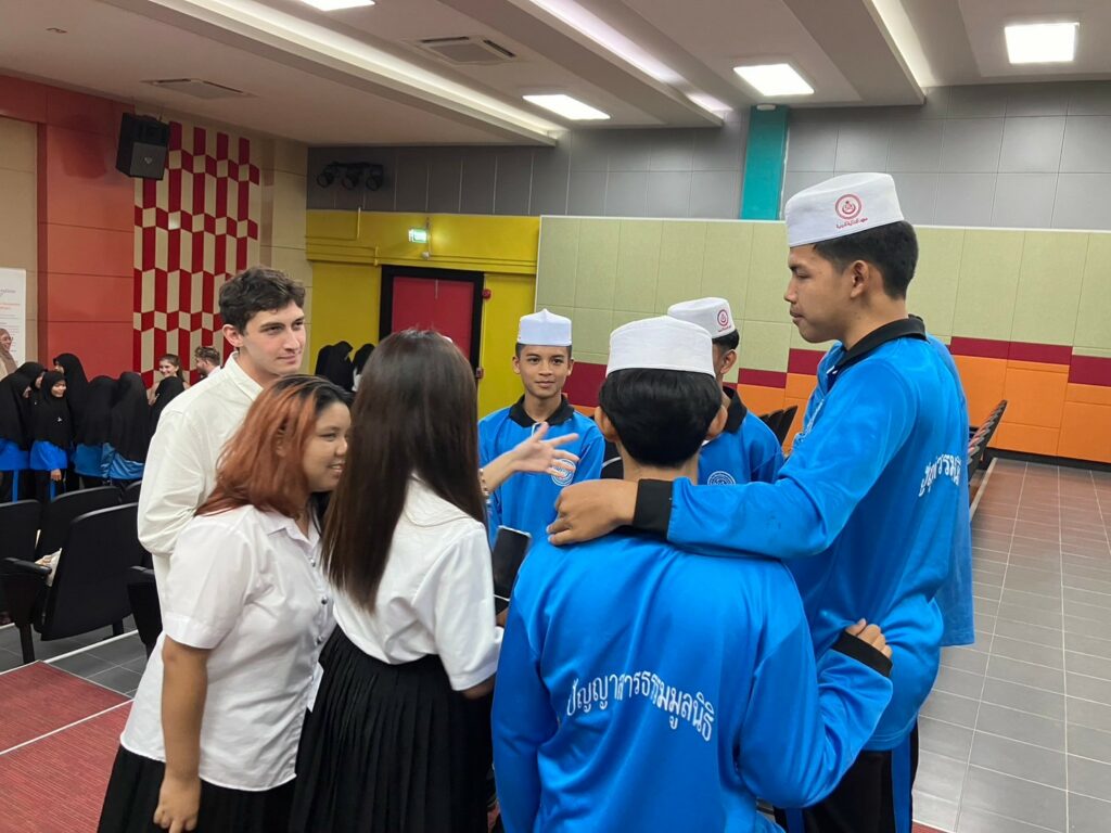 Walailak University International College Hosts One-Day English Camp to Upskill High School Students from Panya Saratham Munnithi School