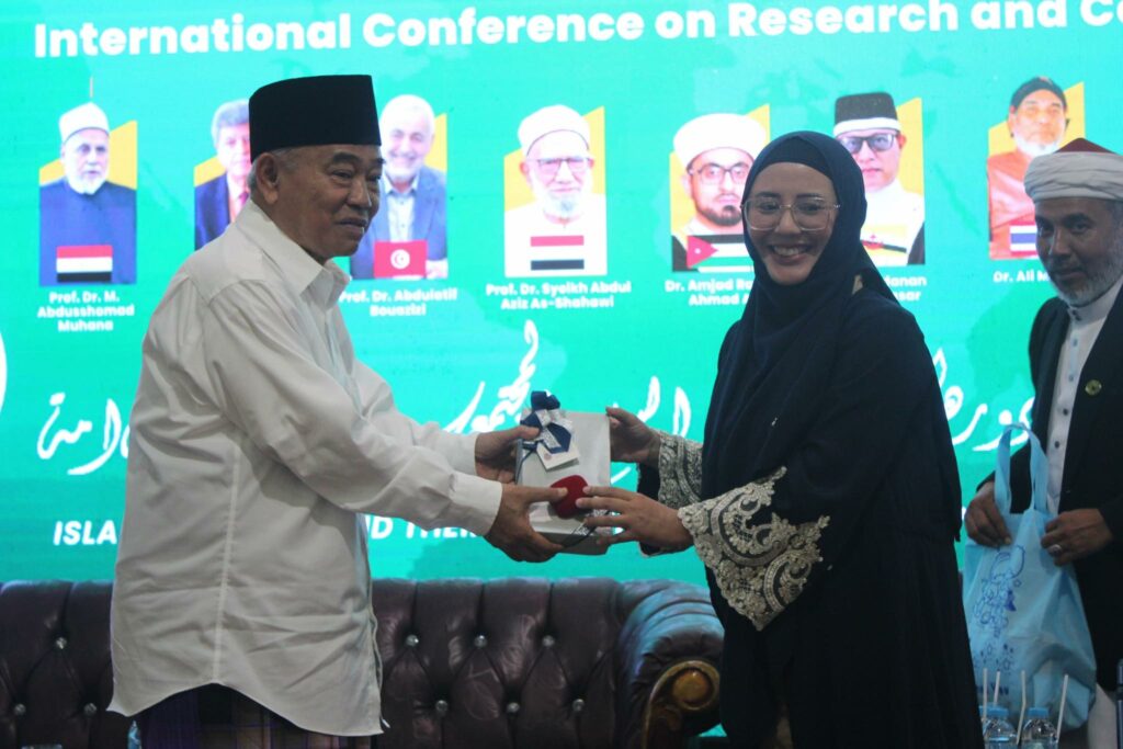 WUIC Lecturer Medina Adulyarat Keynote Speaker at ICORcs Conference