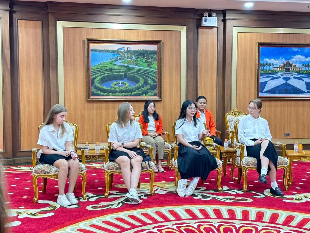 Walailak University Bids Farewell to Exchange Students from Vietnam, Russia, and Beyond