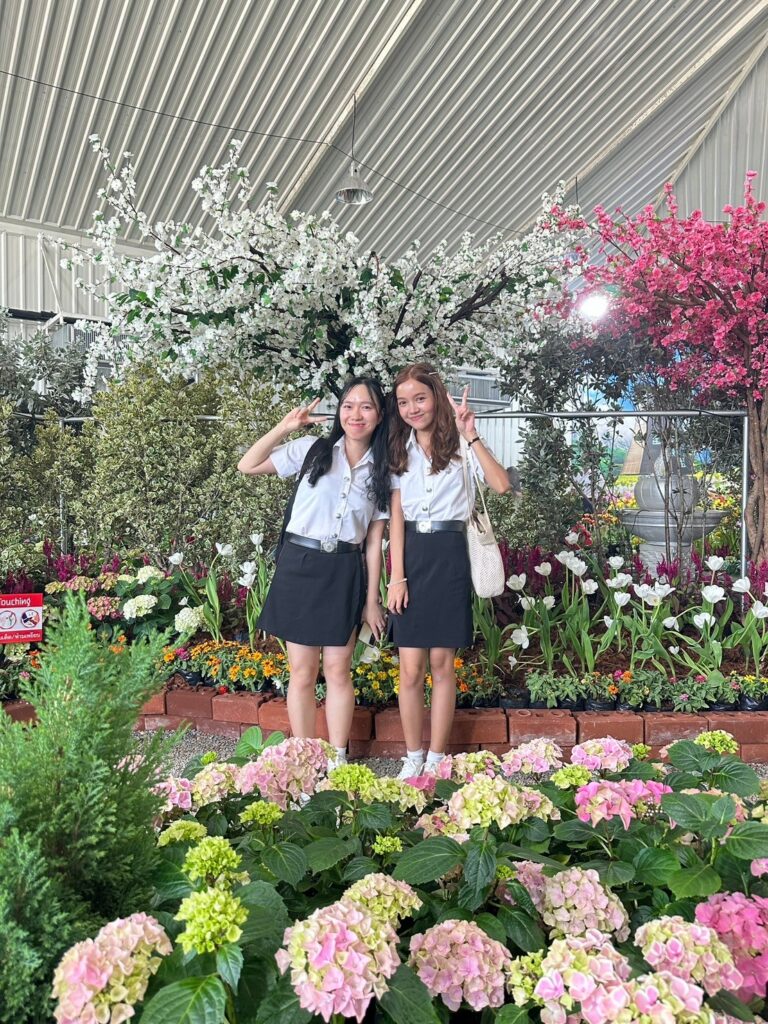 WUIC Smiles and Campus Tour: An Unforgettable Afternoon at Walailak Botanic Park and Winter Flowers Exhibition