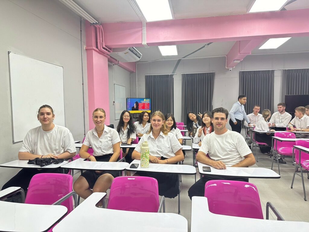 WUIC Hosts Orientation to Welcome Exchange Students from Russia and Germany