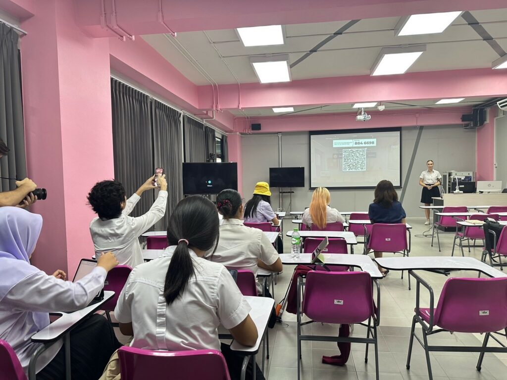 This interactive and informative session emphasized the importance of international exchange in fostering academic growth and cross-cultural understanding, further solidifying WUIC’s commitment to global engagement.