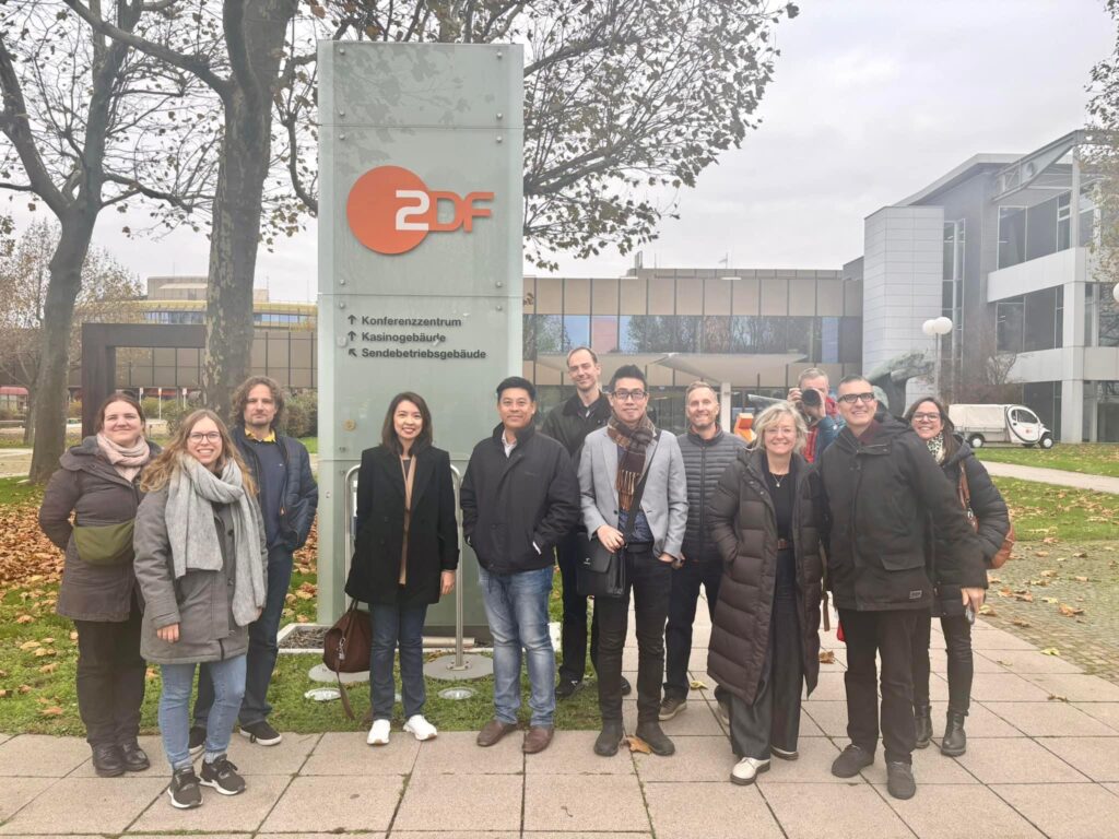 Vice Dean of Walailak University International College (WUIC) was invited to participate in the Global Design & Media Co-Space project at RheinMain University of Applied Sciences in Germany.
