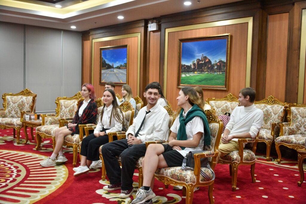 Walailak University Bids Farewell to Exchange Students, Celebrating a Semester of Global Learning and Friendship