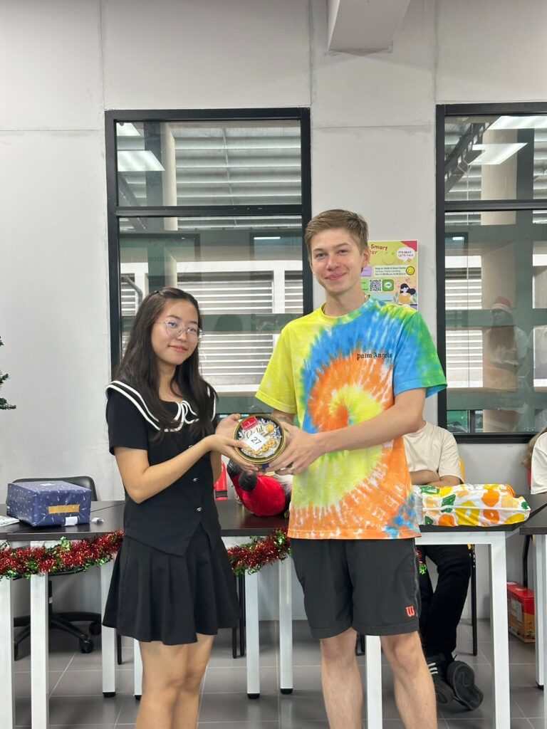 WUIC Spreads Holiday Cheer with Secret Santa and Christmas Dinner