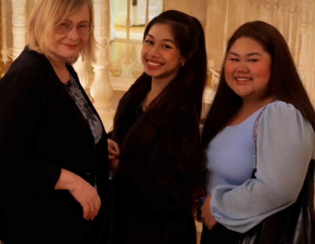 teachers were kind, and I made friends from different countries. Meeting people from different backgrounds helped me see the world in a new way.