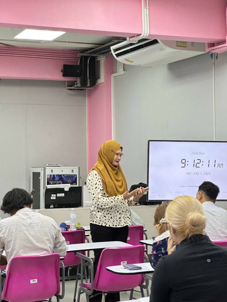 Dr. Wahida Ahmad Joins Exchange Lecturer Program at WUIC