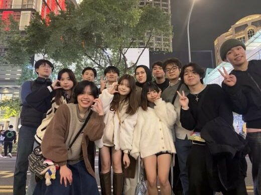 In Taiwan, I also participated in gatherings with friends from different countries, having picnics and chatting with friends at the end of a week's study on the weekends. At those gatherings, I listened to various languages and stories, shared each other's cultures and customs, and began to realise that despite our different backgrounds, we are inexpressibly connected to each other in our pursuit of knowledge and happiness. I learnt to appreciate the nuances of different cultures and to value the friendships with my new friends even more. It is an experience that I know will be a precious treasure in my life. In interacting with different cultures, I have learnt that language is only a part of communication, and that what really matters is mutual understanding and respect. Through these experiences, I deeply appreciate the power of cultural exchange, which not only expands my thinking, but also makes me more open and tolerant in my interactions with others. My time in Taipei was like a spiritual feast that made me realise that in this diverse and complex world, everyone is a unique storyteller. I learnt to listen and to find empathy in other people's stories. We celebrated Christmas together, and celebrated New Year's Eve with a trip to Taipei 101 to watch the fireworks. Each image is a precious moment of my brave experience in my twenties.