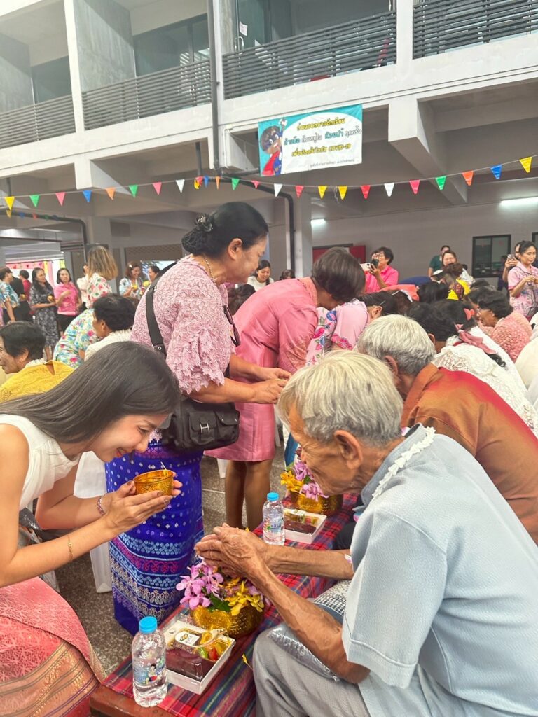 WUIC Staff and Lecturers Participate in WU Songkran Celebration 2025, Honoring Local Elders