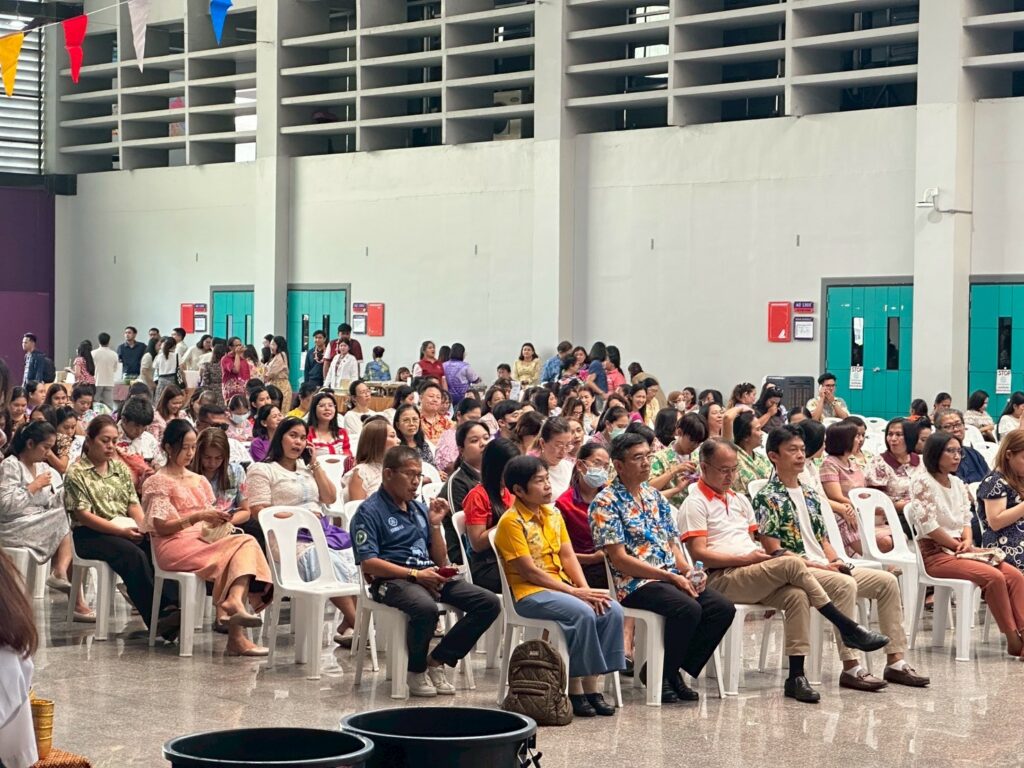 WUIC Staff and Lecturers Participate in WU Songkran Celebration 2025, Honoring Local Elders