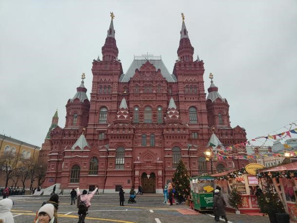 :walailak students share unforgettable exchange experiences in Russia