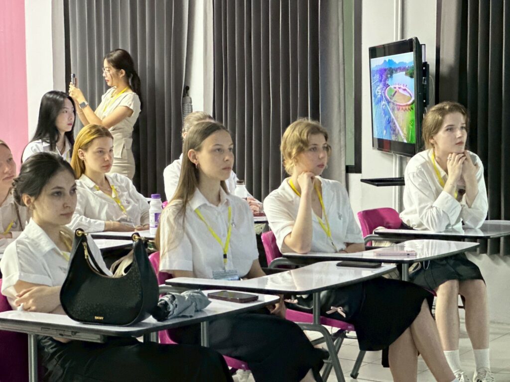 Walailak University International College (WUIC) proudly organized the event “WUIC Hype-Up Homecoming: New Kick Plugged In”