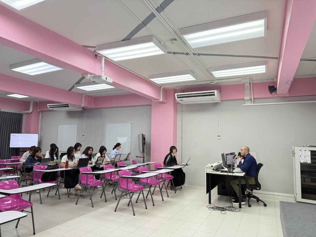 WUIC Hosts Assistant Professor Dr. Mravik Miloš for Business Analytics Course from Singidunum University, Serbia