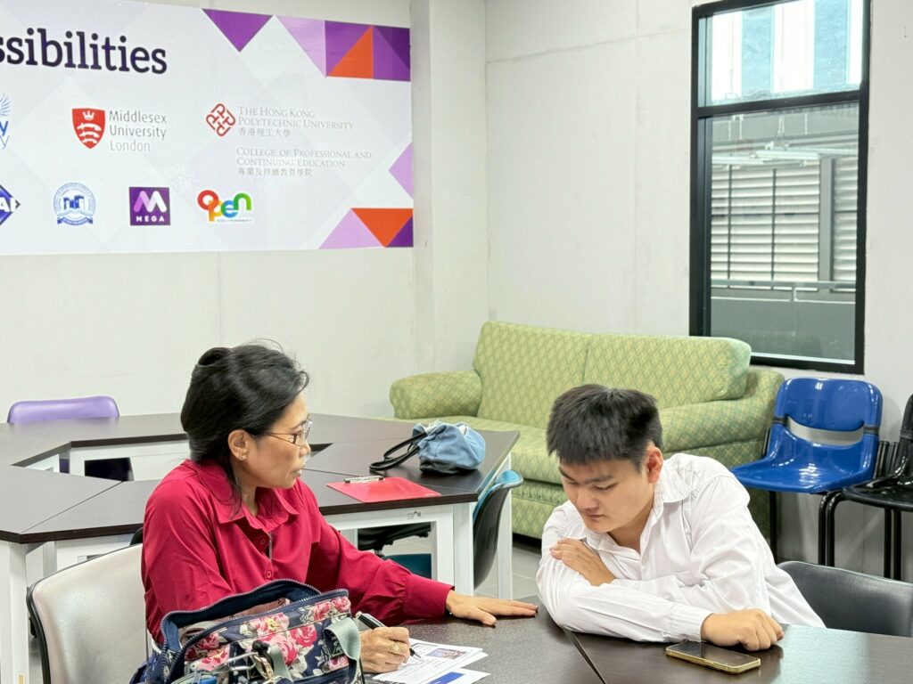 WUIC Dean Meets Full-Time Students to Strengthen Academic and Personal Support