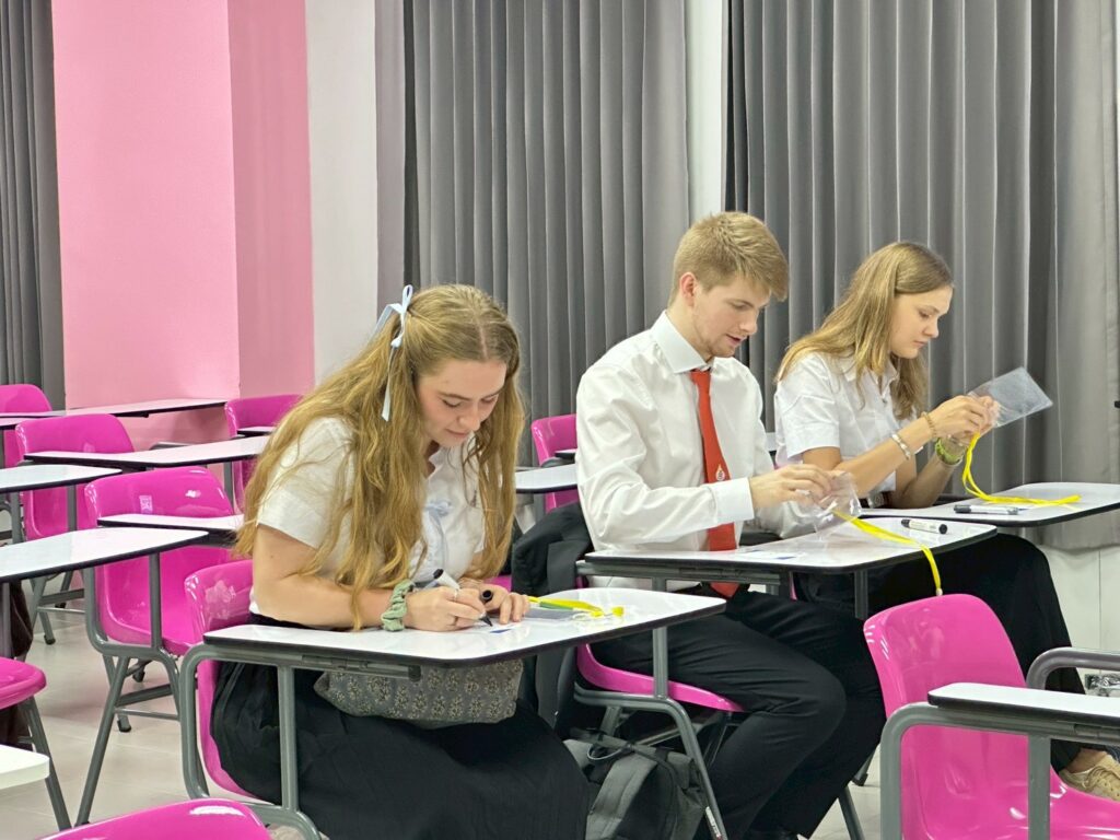 WUIC extends its sincere appreciation to all participating students and the supporting schools for contributing to the success of this event.