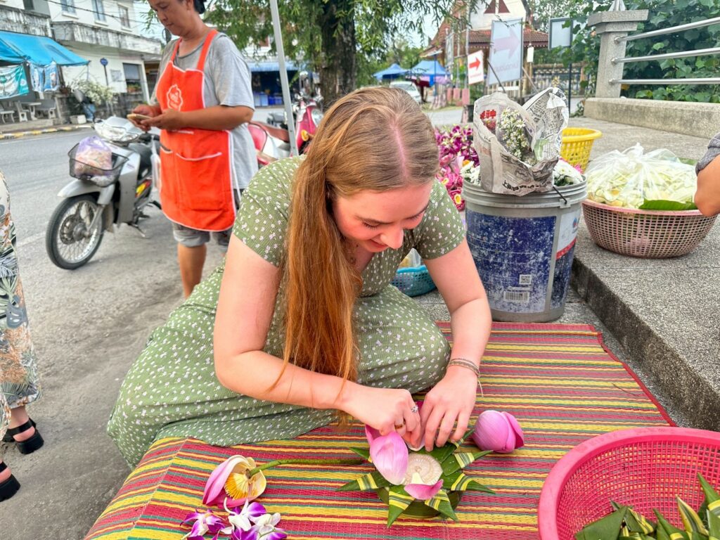 WUIC Exchange Students Celebrate Loy Krathong Festival at Sala Nam, Tha Sala District