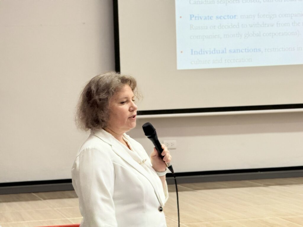 Walailak University Hosts Special Lecture on Russia’s Economic Landscape