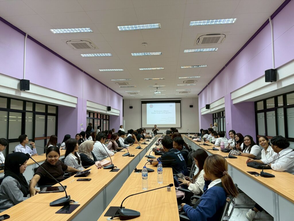 Walailak University Hosts Special Lecture on Russia’s Economic Landscape