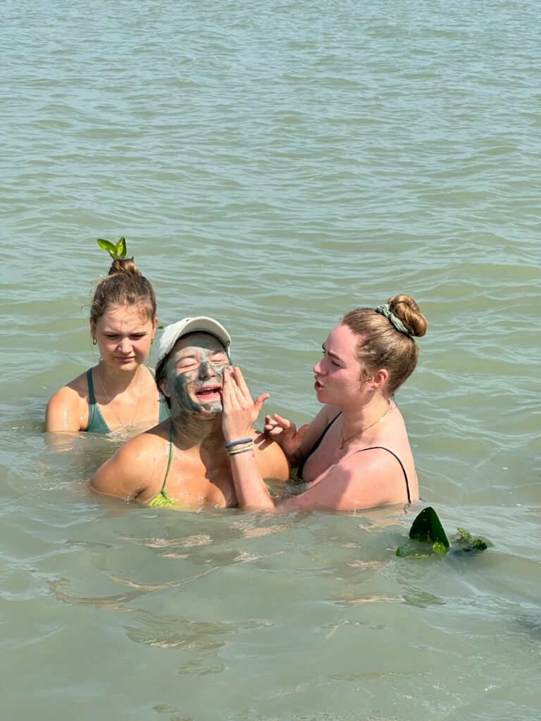 The activity served as a valuable opportunity to enhance intercultural understanding, strengthen international friendship, and provide meaningful, diverse learning experiences for exchange students through community-based and nature-oriented activities.